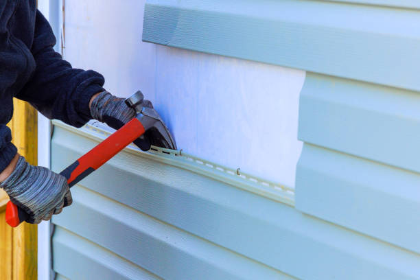 Siding Removal and Disposal in Hudson Oaks, TX